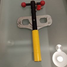 Bullock Excellence Antifurto Meccanico Blocca Pedale per Cambio Manuale Mod. R2