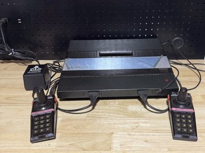 Vintage 80s - ATARI 5200 - 4 Port Black Console + 2 Controllers - Made In Taiwan