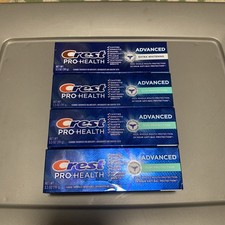 Crest Pro Health Advanced Bundle (4)