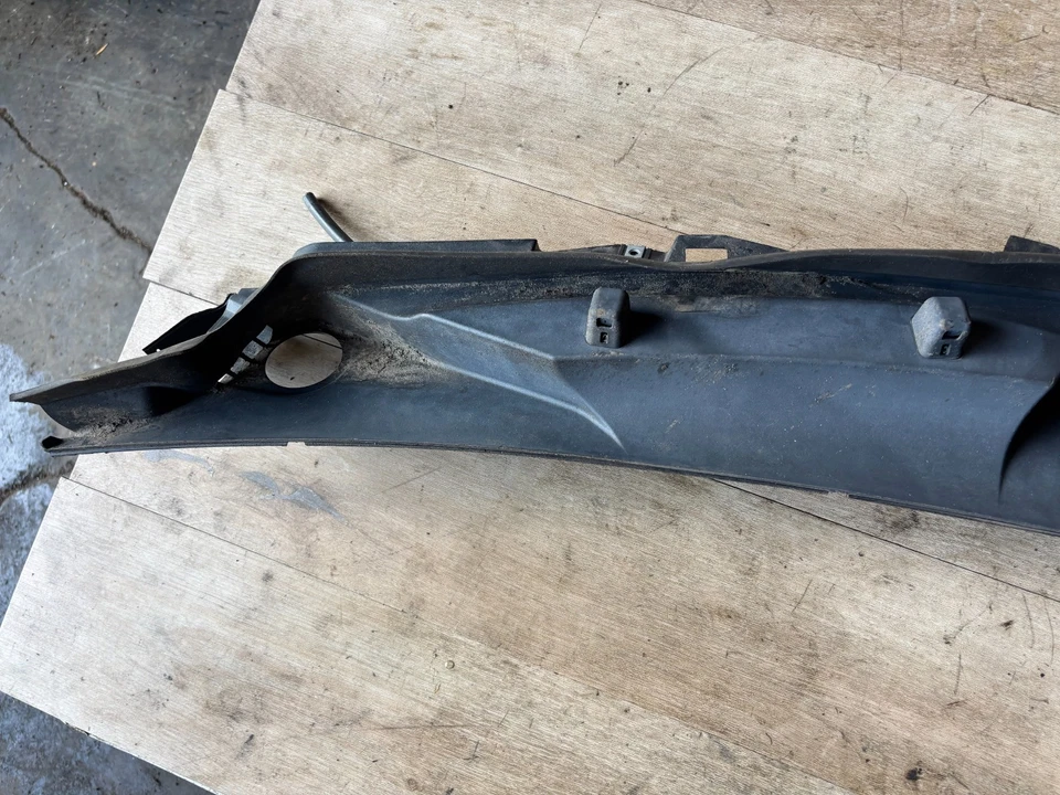 MERCEDES BENZ GLS GL550 13-19 CUBIERTA REJILLA PANEL DEFLECTOR DE AGUA PLACA CUBIERTA Foto 4 de 4