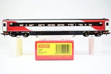Hornby OO Gauge R40249B LNER Mk3 TS Coach No.42198 - Boxed