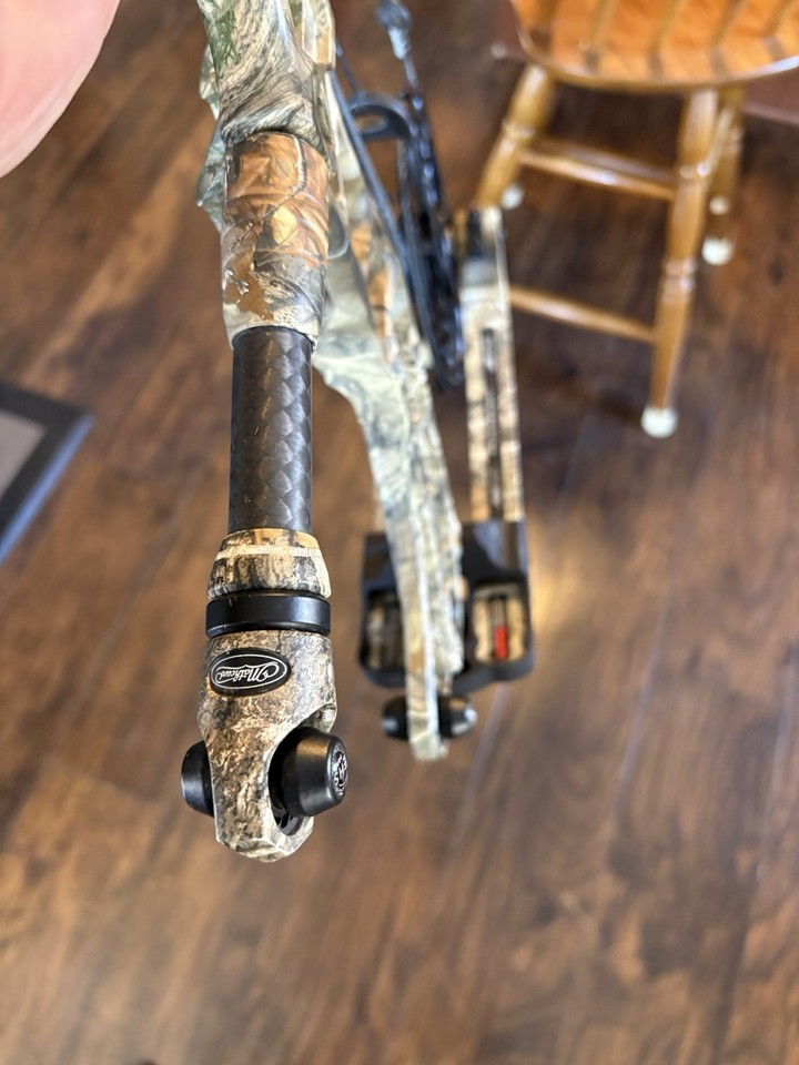 Mathews v3 31 compound bow Right Hand. Draw Length 28.5 60lbs | eBay