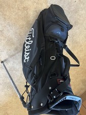 Titleist Golf Carry Stand Bag 4-Way Divider Black Rain Cover Great Condition