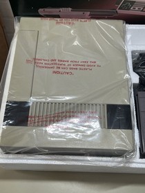 Nintendo Entertainment System (NES, 1989) Action Set LOT: Box, Console & More