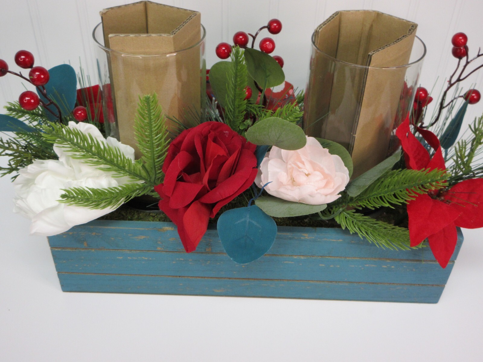 Pioneer Woman Christmas Hurricane Centerpiece Cheerful Rose Floral Wood Box Red