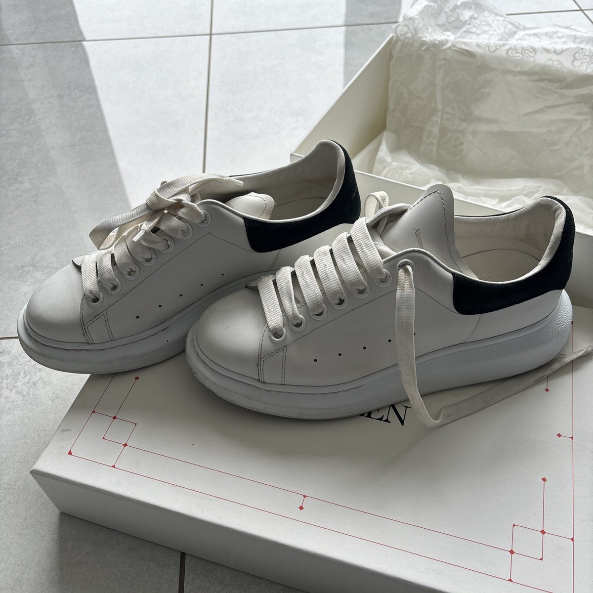 Alexander mcqueen sneaker dupe store