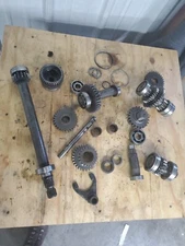 New Holland MID PTO gears 4wd, w/hst TZ25DA  DX25E, TZ18DA, DX18E, boomer