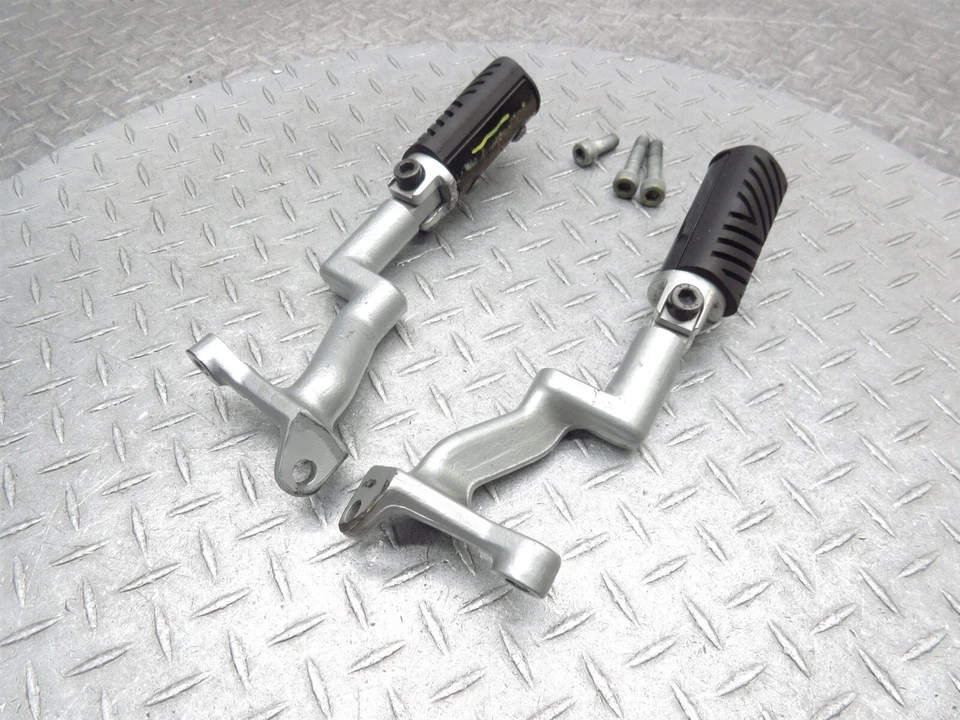 99-03 Victory Classic Cruiser V92 2003 pie trasero pasajero clavija reposapiés izquierdo derecho Foto 4 de 4