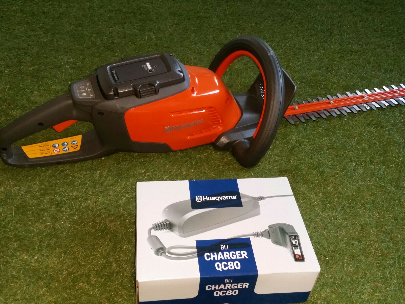 husqvarna gas hedge trimmer