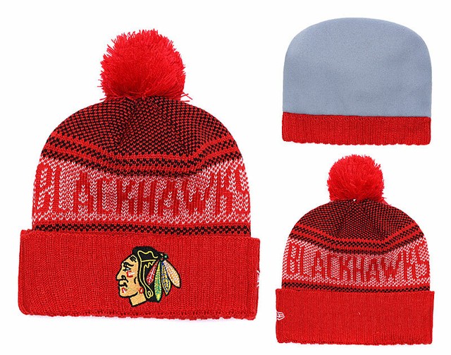 Chicago Blackhawks NHL Hockey Beanie Cap Knit Warm Winter Pom Hat