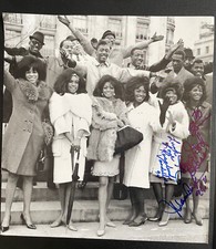 Martha Reeves & the Vandellas Signed Book Photo by 2 / Autographed MOTOWN