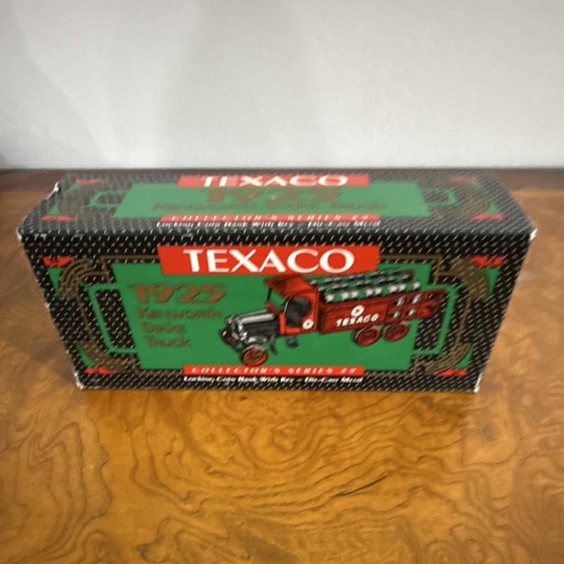 Texaco 1925 Kenworth Stake Truck Bank Collector Series 1992 Original