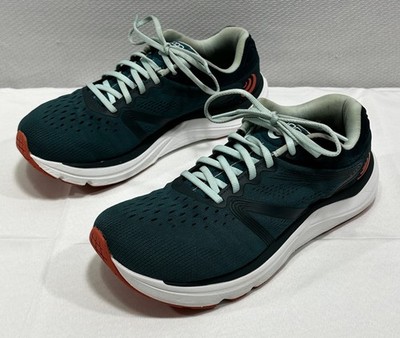 Topo Athletic Magnifly 4 Woman s Shoe Size 7 - Emerald / Sky Running Walking