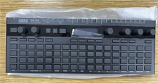 Korg 64-Key Midi Controller with 4 Sequencer Tracks, SQ-64