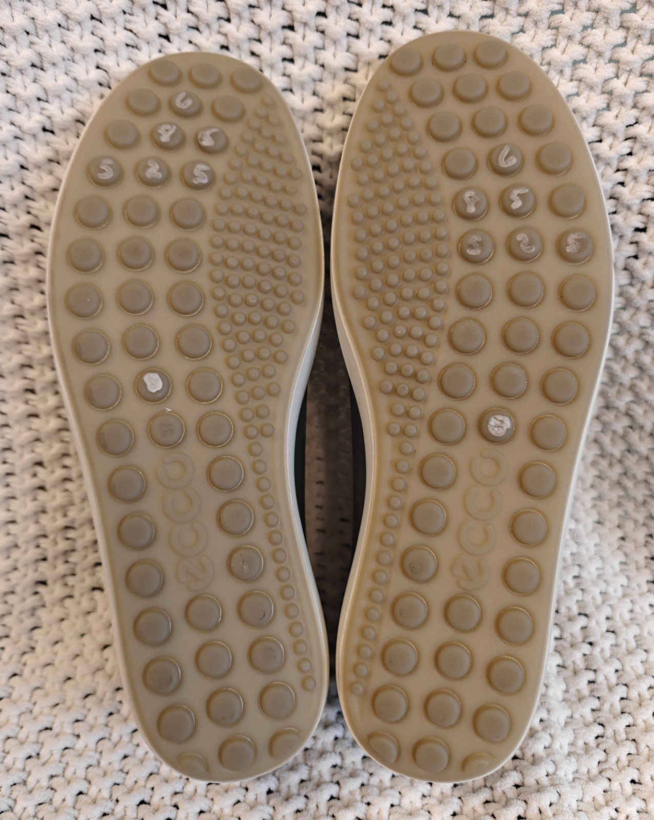 ECCO Women's Soft 7 Dark Shadow Gray Nubuck Leather Zip Low Bootie, NWOB, Sz 37 image 5