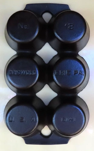 Vintage Griswold #18 Cast Iron Muffin Pan - Griswold 6141 Muffin Iron -  Erie