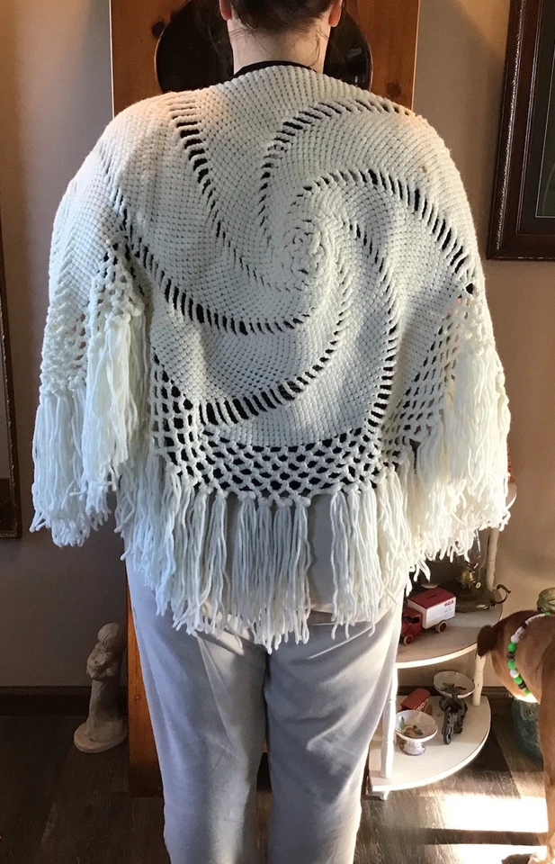 VTG 70s HANDMADE Crochet Knit WEDDING WRAP SHAWL CAPE PINWHEEL BRIDAL BOHO BRIDE - Image 2 of 4