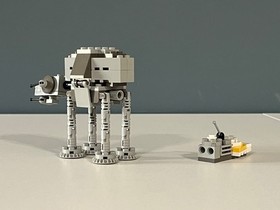 LEGO Star Wars AT-AT 4489 - 100% Complete with/ Y-Wing Section!