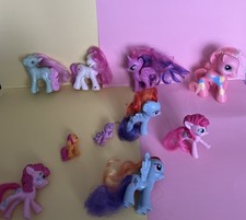 My Little Pony mini figures, from the "Friendship is Magic" series Lot Of 10