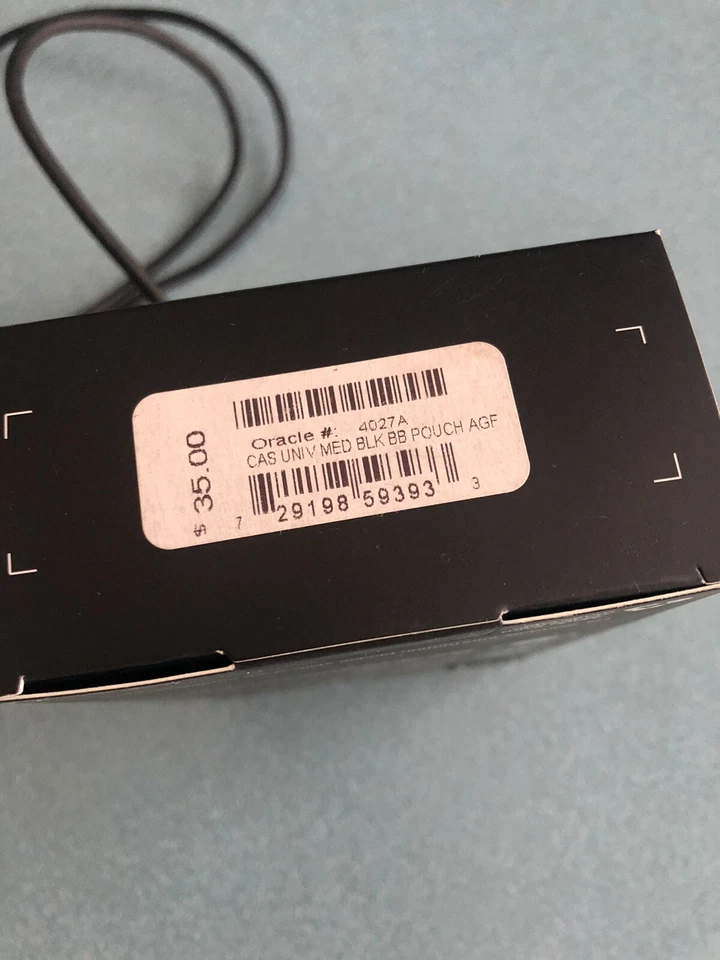 AGF Funda/Funda Universal de Cuero Premium para Teléfono para Blackberry y Cargador Foto 2 de 2