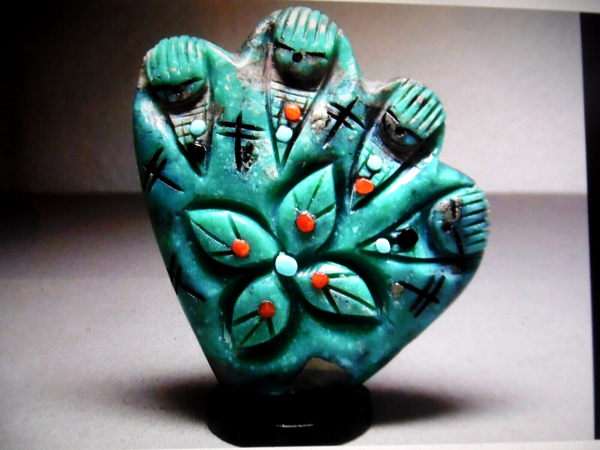 ZUNI FETISH F-3931 EIGHT TURQUOISE FLOWER MAIDENS BY CHAD 