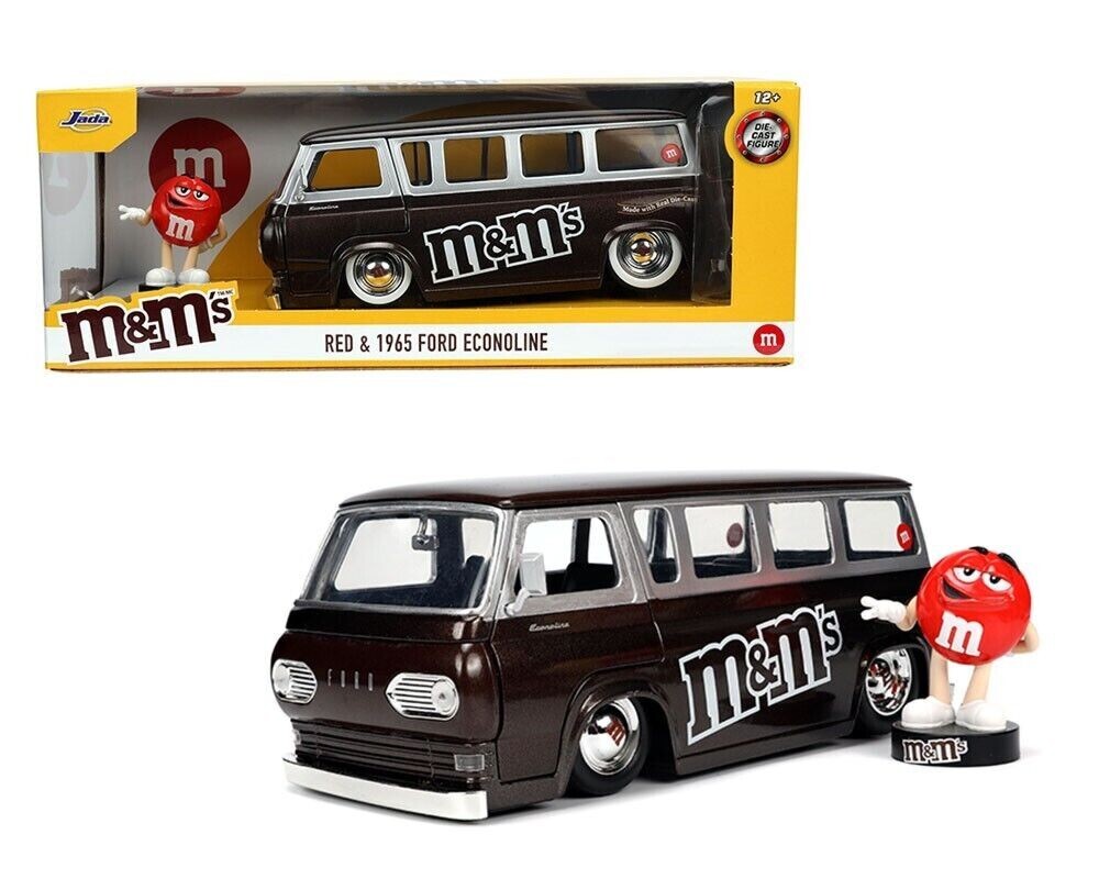 ミニカー 1:24 M&amp;M&#39;S 1965 FORD ECONOLINE Amazon.com: Jada Toys M&M's 1:24 1965 Ford Econoline Die