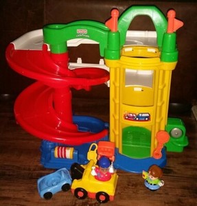 little people racin ramps garage