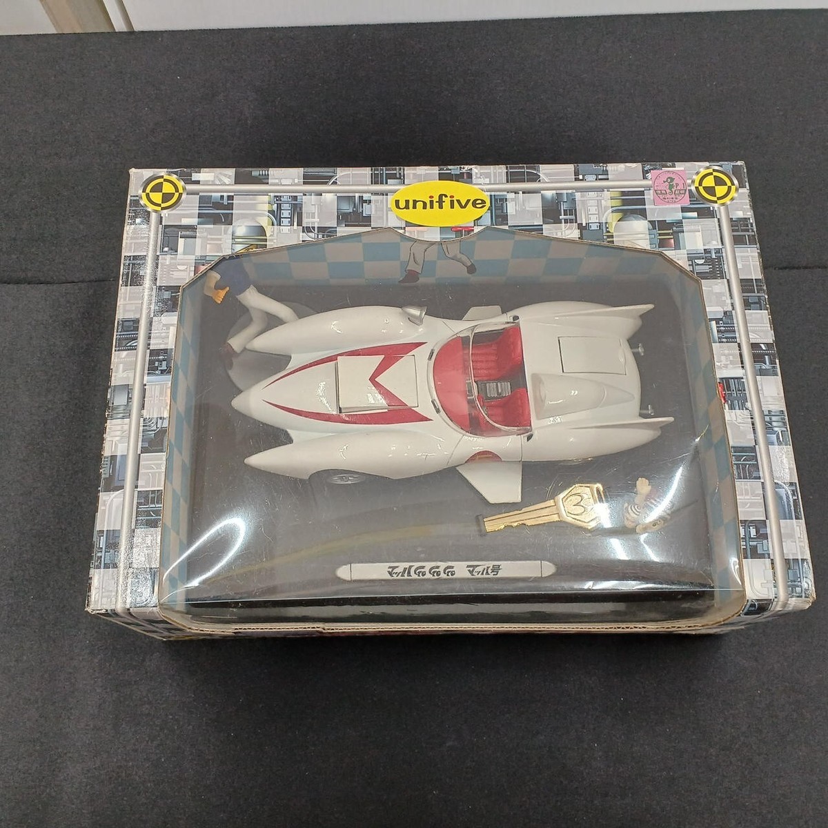 NIB SEALED Diecast Unifive GOGOGO MACH 5 SPEEDRACER Car, Key