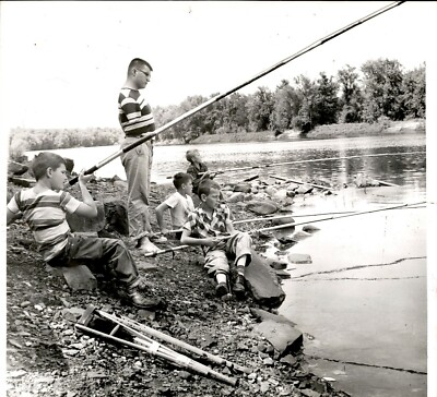 cane pole fishing black and white LG910 1954 Orig Photo LITTLE BOYS CANE POLE FISHING CAMP KIWANIS Stillwater  MN