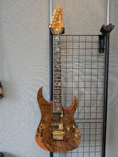 Ibanez J.Custom RG8520LTD-NT madera exótica mármol ébano tapa 2020 limitada usada