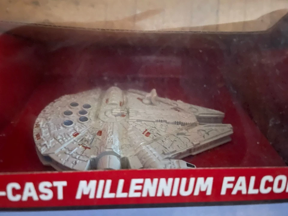 NUEVO Hot Wheels Star Wars Escape From Jakku juego Millennium Falcon nave espacial Foto 3 de 4