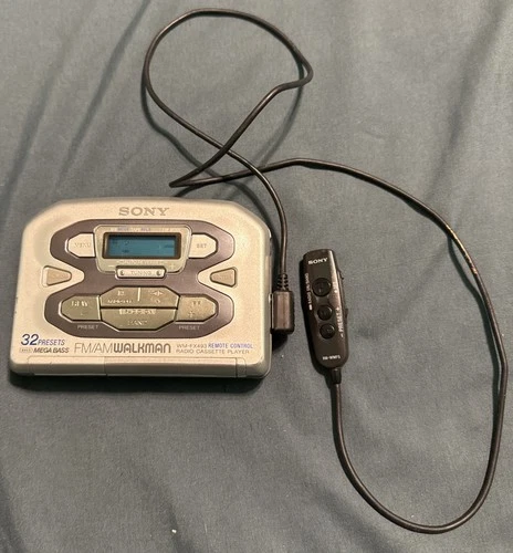 SONY WM-FX493 Vintage Walkman Cassette Player /Radio & Remote EUC Tested