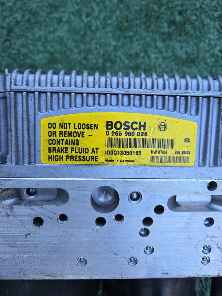 03 04 05 06 MERCEDES BENZ E320 E350 E500 ABS BOMBA FRENO HIDRÁULICA SBC ANTI BLOQUEO Foto 2 de 4