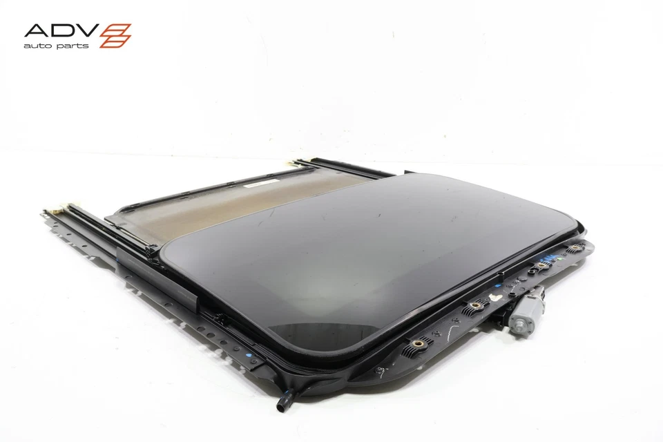 VOLKSWAGEN PASSAT 2012-2022 TECHO CORREDIZO TECHO CORREDIZO VENTANA CRISTAL Y MOTOR Y SOMBRA OEM Foto 4 de 4