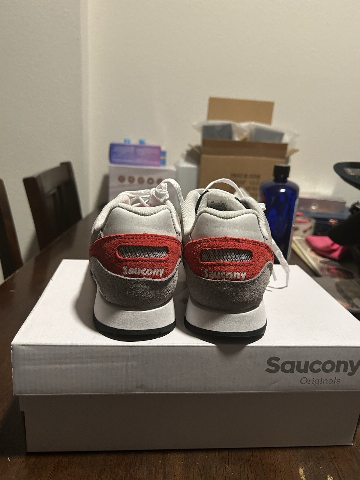 Saucony Shadow 6000 Big Kid sneakers in the Grey/Black/Red colorway NEW Size 4M thumbnail 4