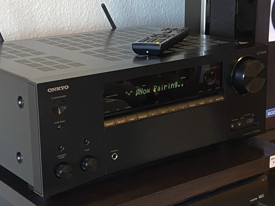 ONKYO TX-NR686 Network 7.2 Receiver THX Dolby ATMOS DTS:X WiFi Chromecast eARC - Bild 4 von 4