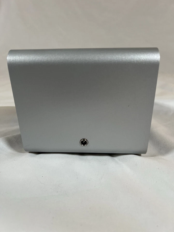 IPort LaunchPort BaseStation Charging Dock For iPod No Cord Used - Image 3 of 4