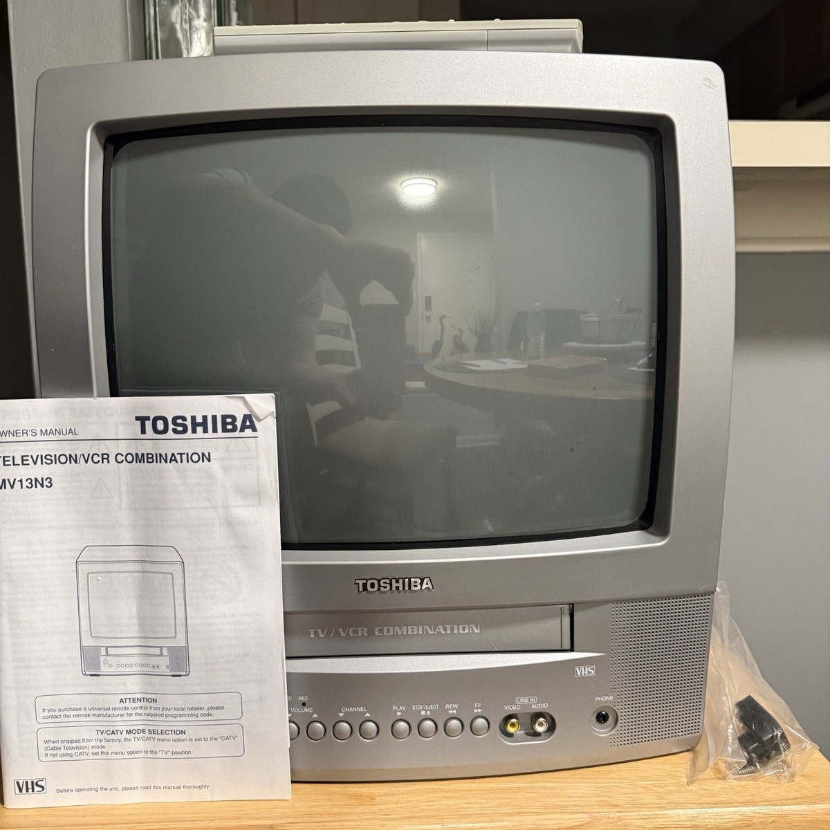 美品 TOSHIBA TORNEO VC-CF31 (R) VC-CF31 | 掃除機（クリーナー） | 東芝ライフスタイル株式会社