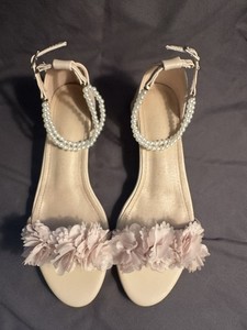 SHEIN Women's Beige Strappy Sandals Flower Pearl Ankle Strap Synthetic Size 39