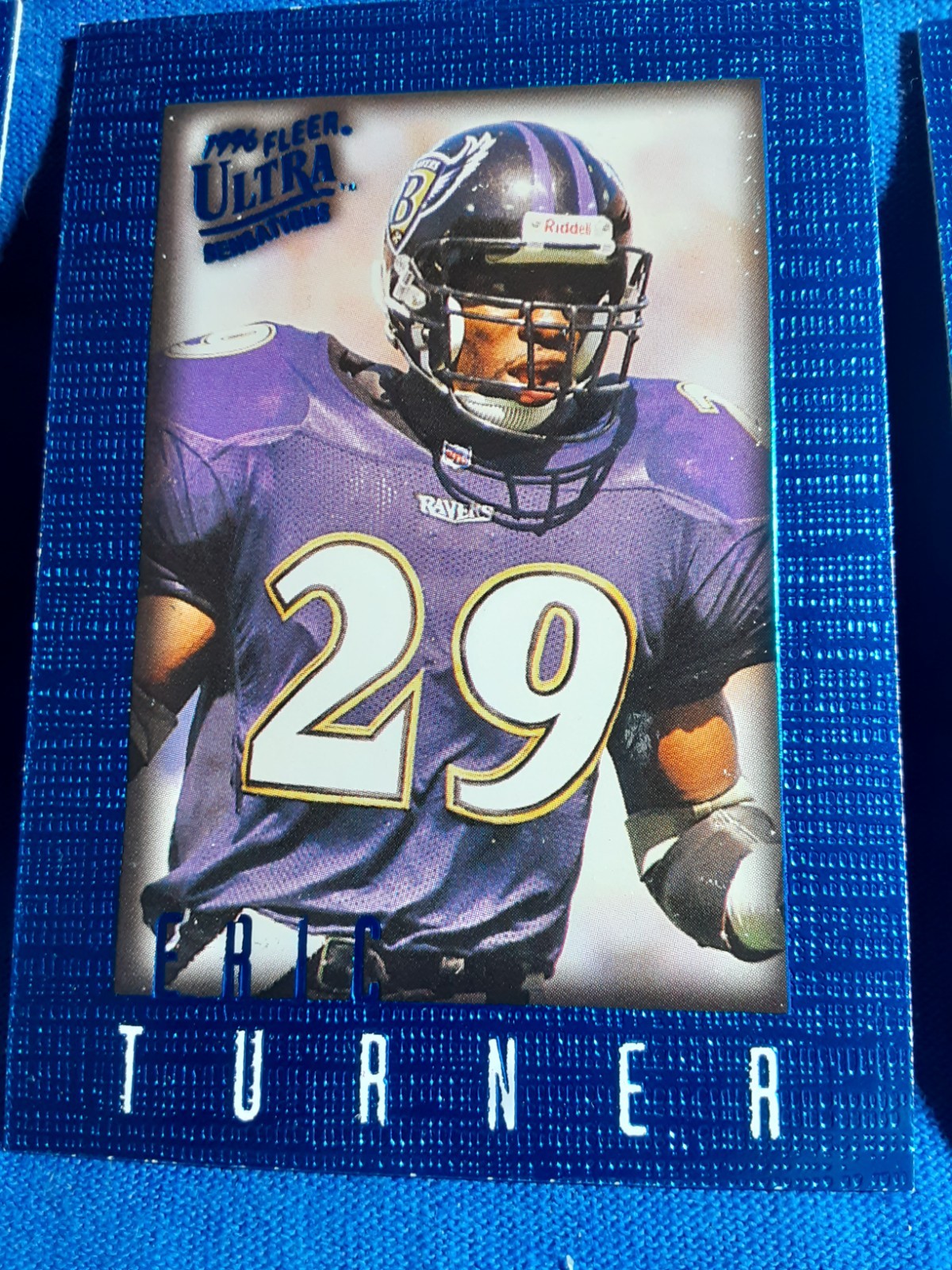 1996 Fleer Ultra Sensations - Eric Turner #8 Blue