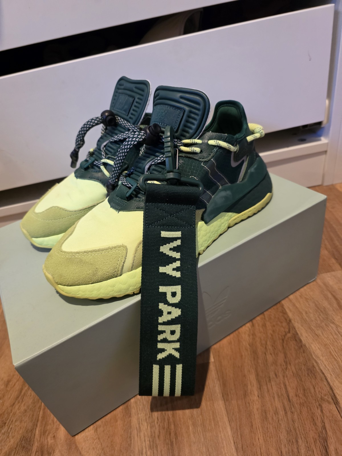 Seller photo, eBay