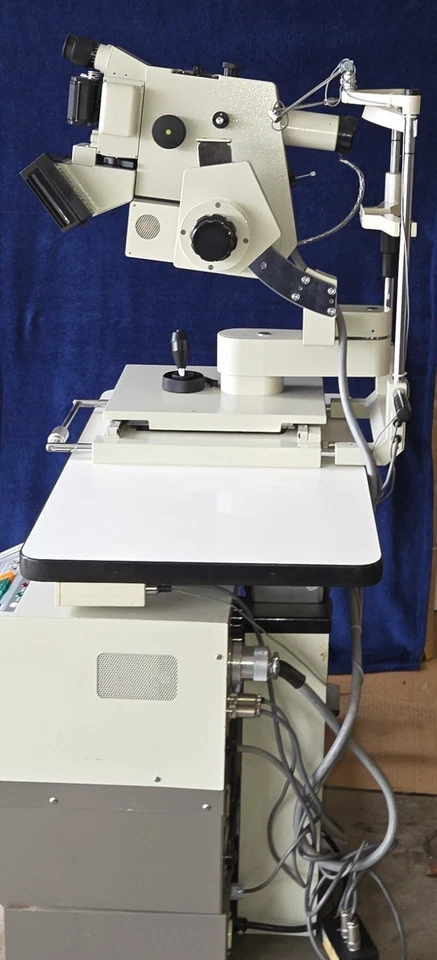 CÁMARA RETINIANA OFTÁLMICA KOWA RC-XV2 _ Con mesa eléctrica Foto 4 de 4