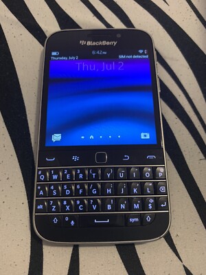 BlackBerry Classic ブラック　q20 Amazon.com: BlackBerry Classic Q20 SQC100-1 GSM Unlocked