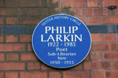 Foto 6x4 Larkin Plakette Belfast Diese Plakette in Queen's University Commemo c2007