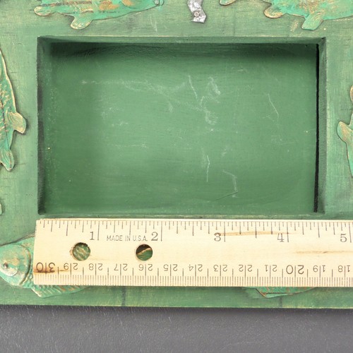 Green Wood Picture Frame With Metal Fish Accents 3" x 4.5" Photo Opening - Picture 10 of 11