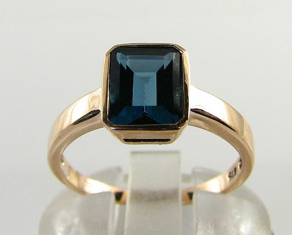 Personalizado Orden 9K 9CT Oro Rosa London Topacio Azul Solitario Tank Anillo Z2
