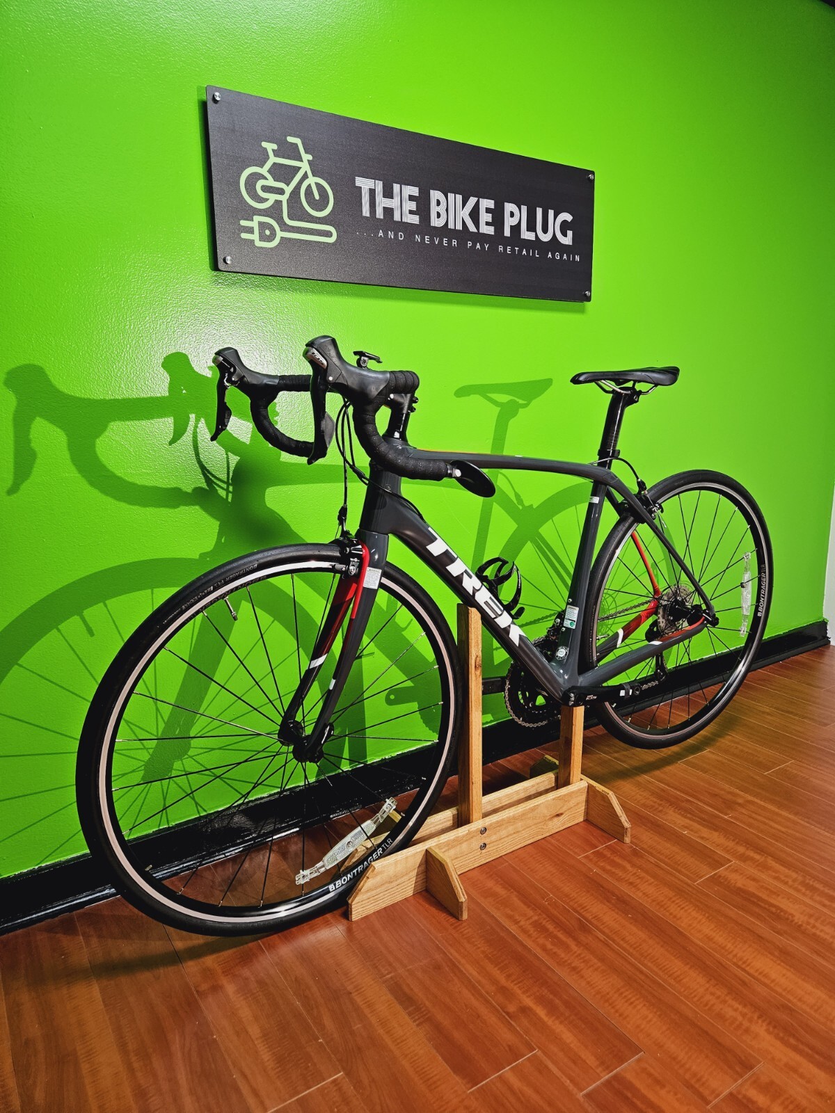 2018 Trek Domane SL 5 Carbon Fiber Endurance Road Bike Size 54cm Medium