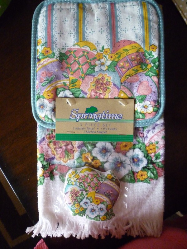 SPRINGTIME 3pc KITCHEN SET/NEW