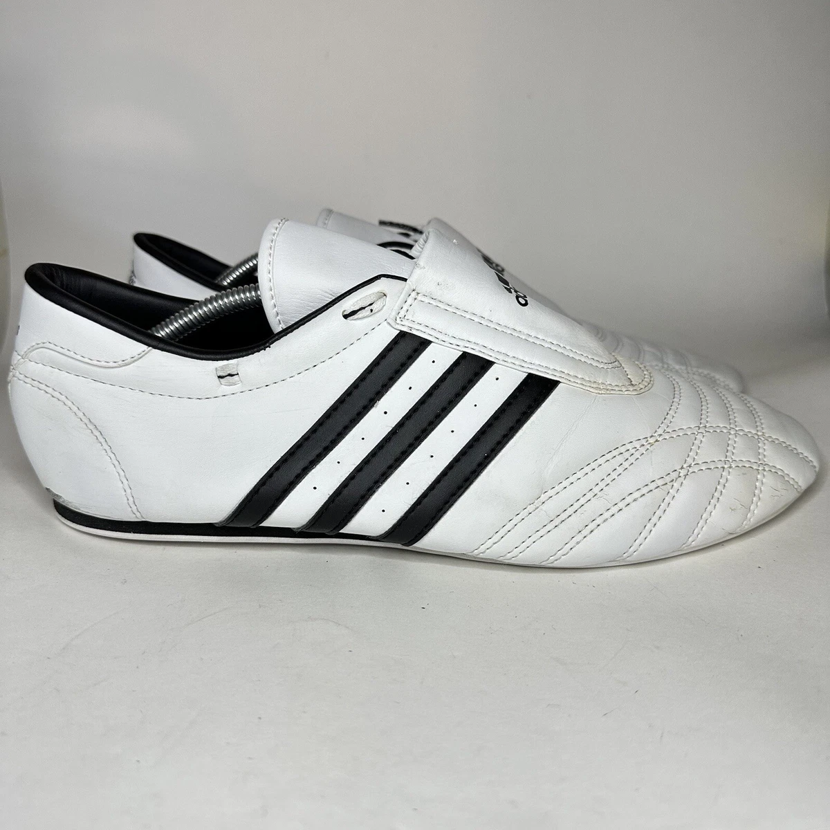 Adidas men's taekwondo hotsell trainers slip on
