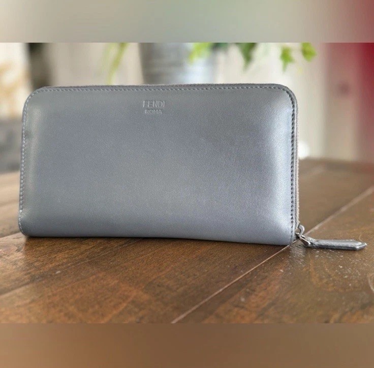 FENDI レザーケース グレー FENDI Monster Leather Zip Around Long Wallet Grey Card Holder Case